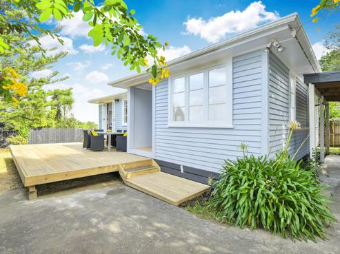1/99 Hobsonville Road, West Harbour