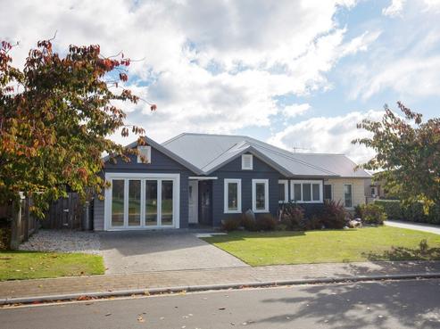 11 Hyland Street, Wanaka