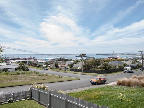 164 Lagan Street, Bluff