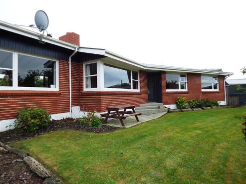29 Moir Street, Balclutha