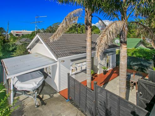 21 Mahara Avenue, Birkenhead
