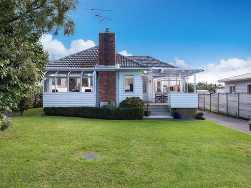 8 Benders Avenue, Hillcrest
