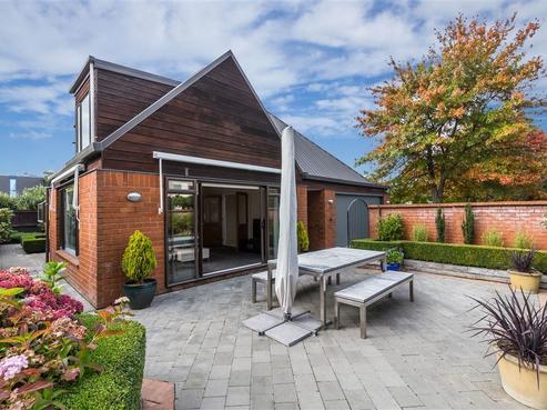 7 Swanleigh Place, Ilam