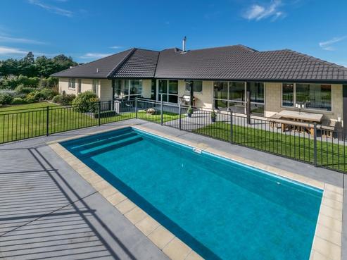 3 Elm Grove, Amberley