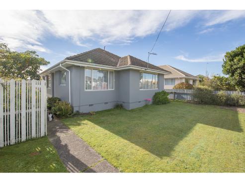 6 Tirangi Street, Hei Hei