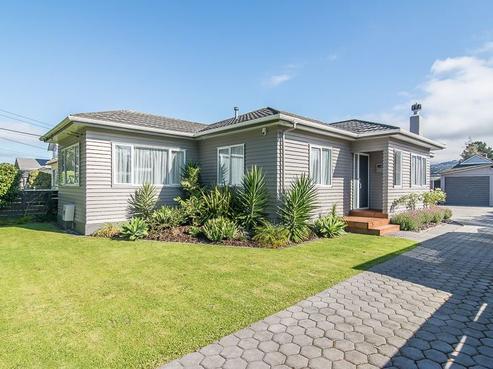 4 Hart Avenue, Boulcott
