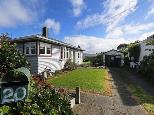 20 Layard Street, Opunake