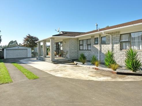 6 Anslow Place, Wakefield