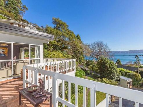 63 Walter Road, Lowry Bay