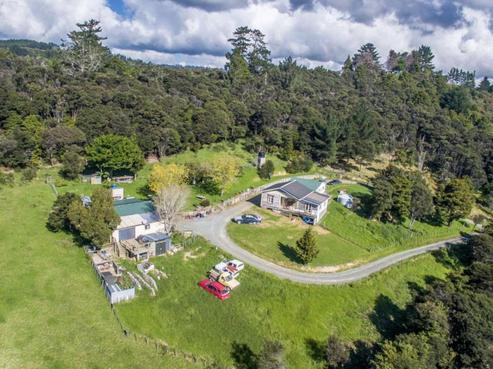 717 Helmsdale Road, Waipu