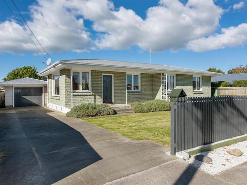 64 Colemans Road, Springlands