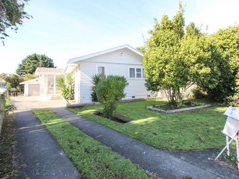 1226 Norfolk Crescent, Mayfair