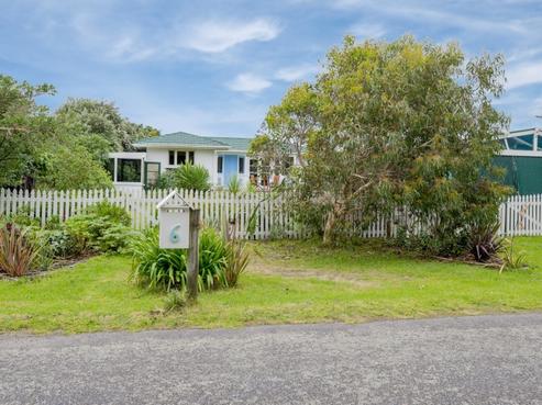 6 Gawler Street, Te Horo