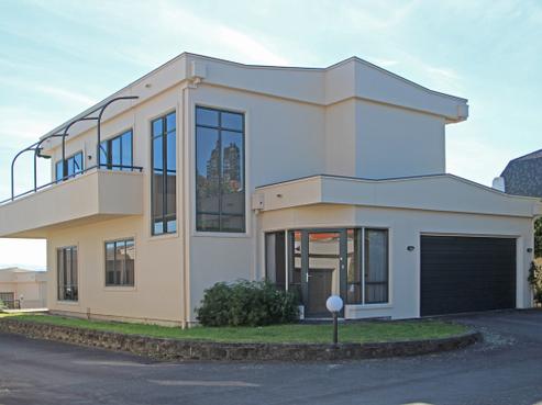 4/14 Lambton Road, Napier Hill