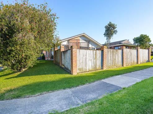 1/15 Kurnell Drive, Botany Downs