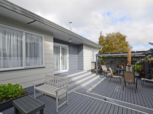 34 Delaware Grove, Totara Park