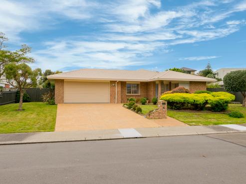 19 Pinewood Grove, Paraparaumu Beach