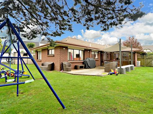 4 Cumbrian Place, Conifer Grove