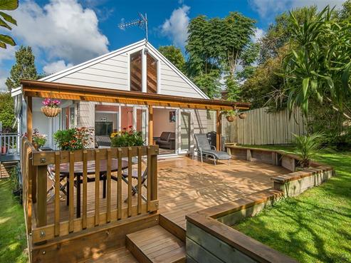 126 Oaktree Avenue, Browns Bay