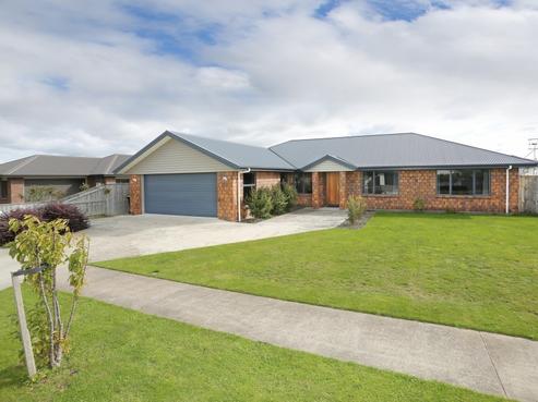 17 Accolade Street, Feilding