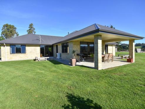 20 Wavy Knowes Drive, Fairfield
