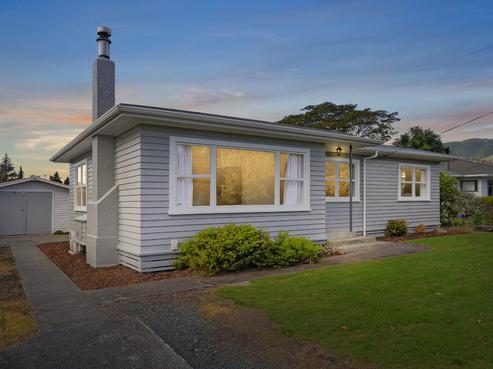 5 Sutton Street, Richmond