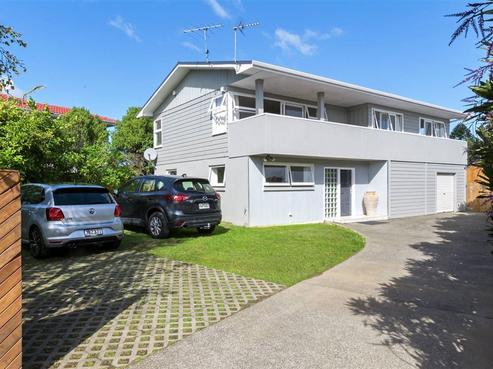 12 The Crest, Sunnyhills