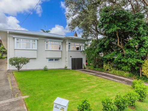 14 Hayr Road, Three Kings