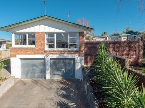 4 Te Anau Place, Glenview