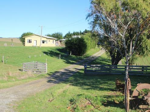 567 Island Stream Road, Maheno