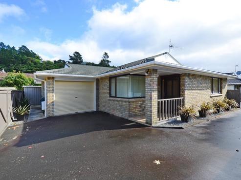 12B Korau Grove, Stokes Valley