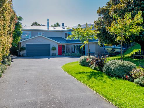 157 Langdale Avenue, Paraparaumu
