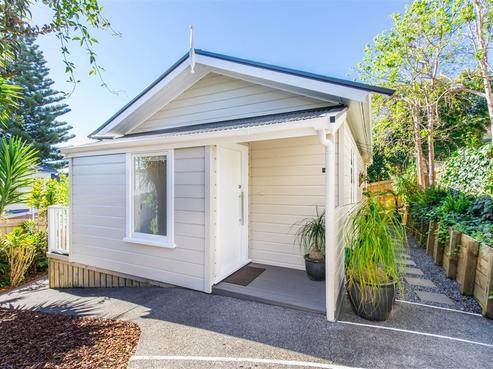 8A Shanaway Rise, Hillcrest