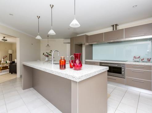 8 Scott Street, Moturoa