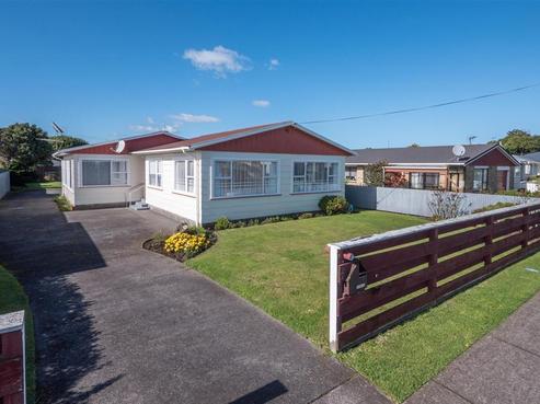 8 Victoria Street, Hawera