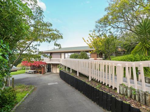 11 Hikanui Drive, Havelock North