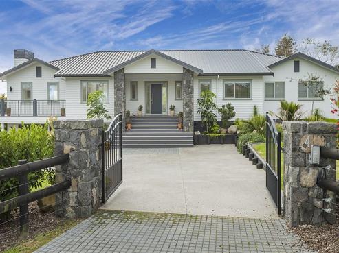4 Powell Lane, Waiau Pa