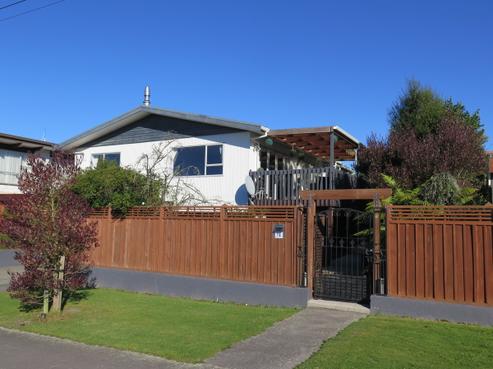 76 Poplar Street, Gleniti