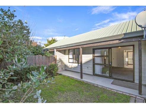 2/23 Geraldine Street, Edgeware