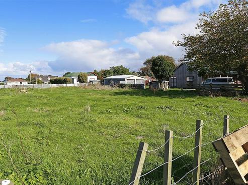 82 Patu-kukupa Street, Manaia