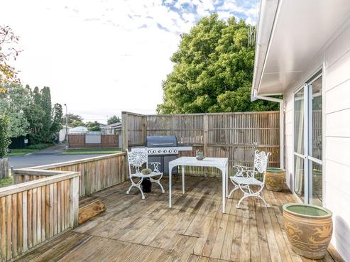17 Elmwood Crescent, Pukete