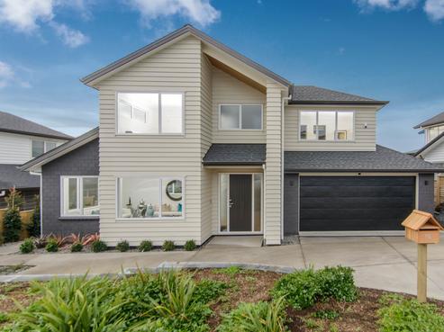 15 Bounty Road, Long Bay