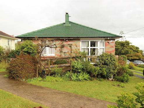 111 Harvey Crescent, Thames