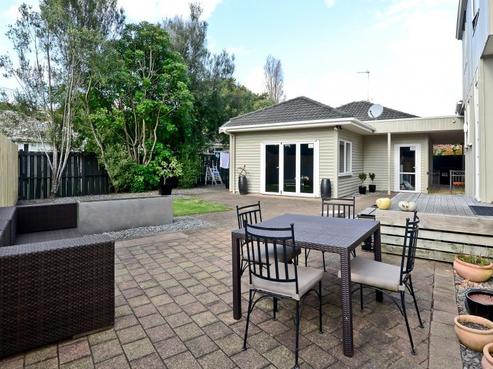 570 River Road, Fairfield