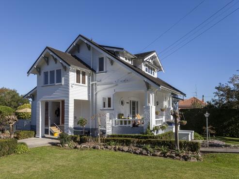 102 Hape Road, Thames