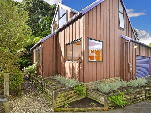 82A Parr Terrace, Castor Bay