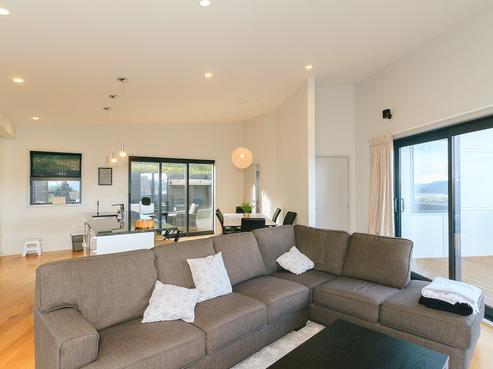 11 Avonlea Grove, Belmont