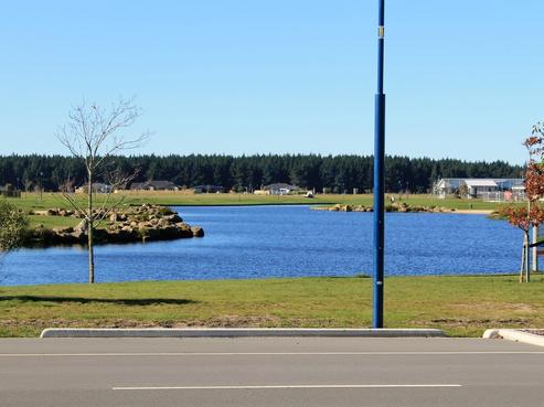 55 Lakeside Drive, Pegasus