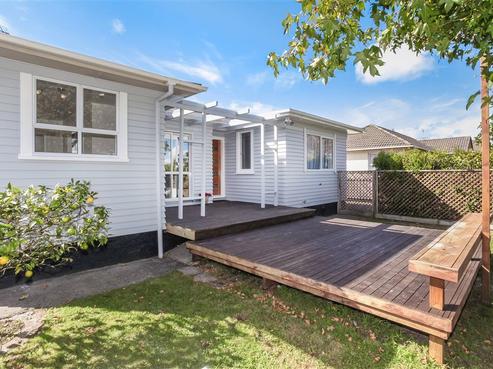 140A Great South Road, Takanini