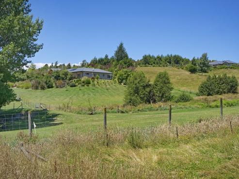 10 Red Stag Lane, Redwood Valley